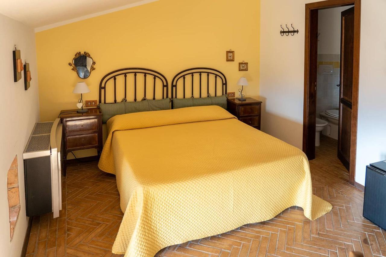 Il Castello Di San Sergio เชนโตลา ภายนอก รูปภาพ