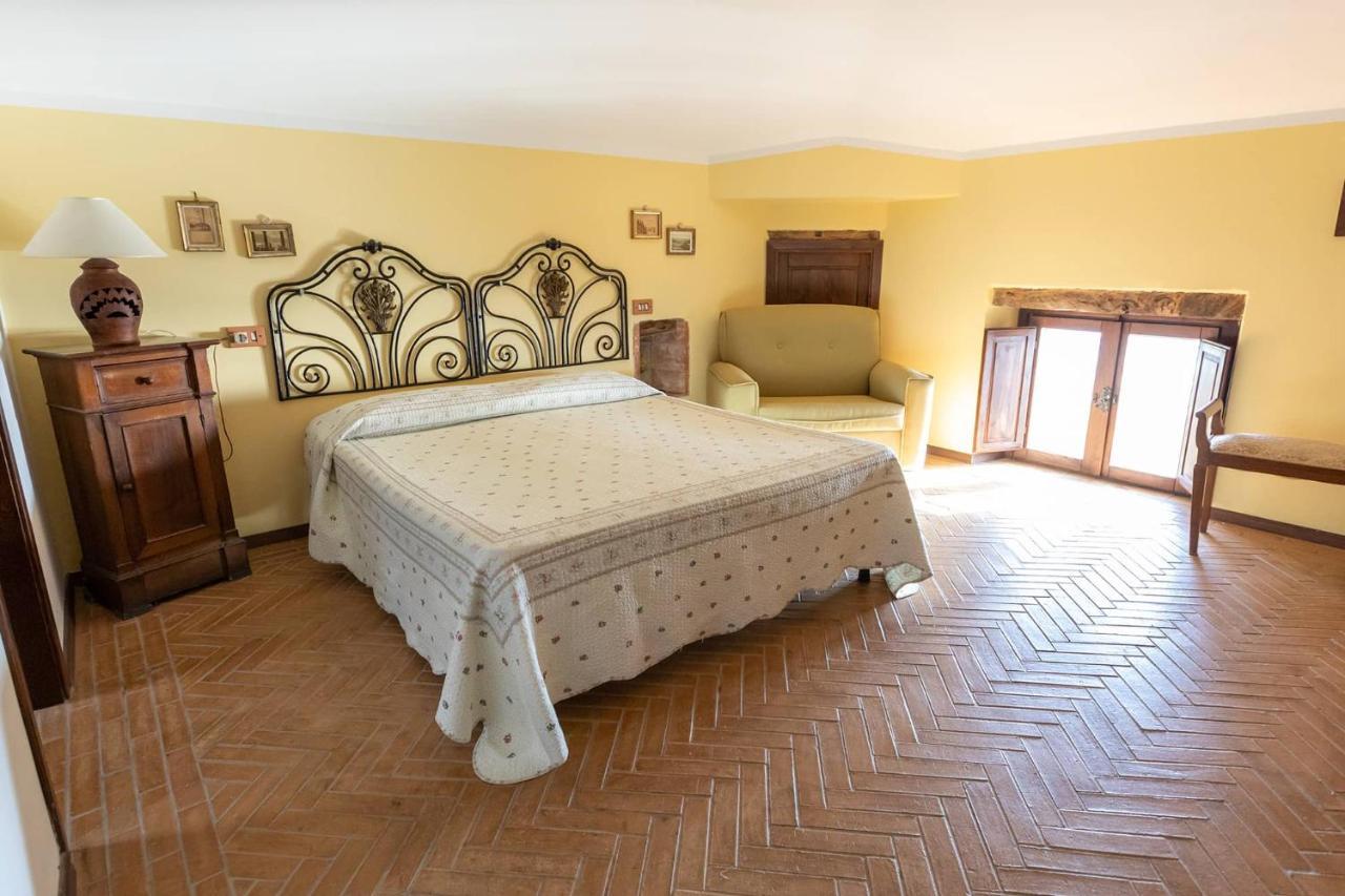 Il Castello Di San Sergio เชนโตลา ภายนอก รูปภาพ
